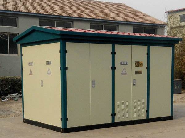 三臺315KVA箱式變壓器